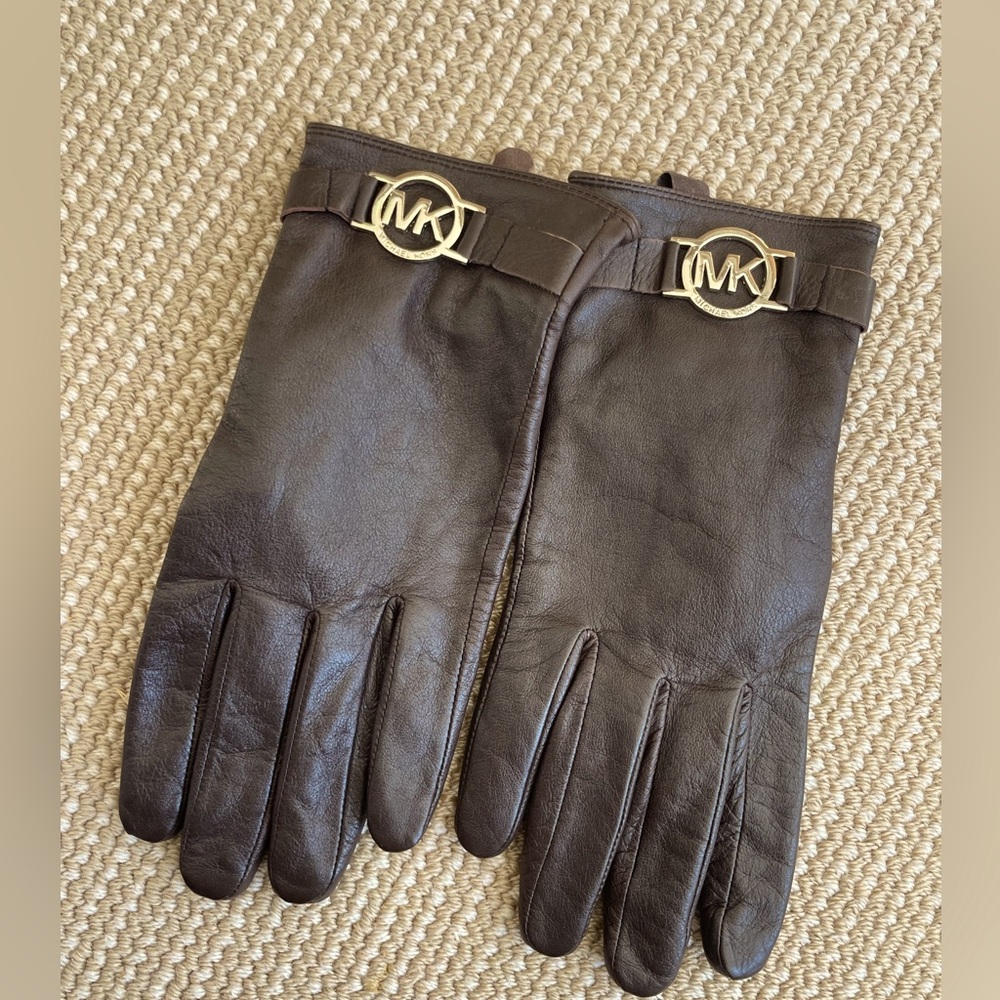 Micheal Kors leather gloves